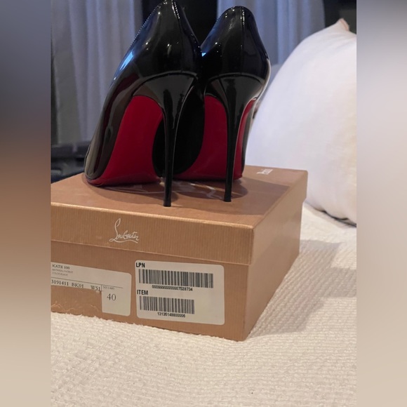 Christian Louboutin Kate 100 size 40 SOLD❗️ - Picture 3 of 7